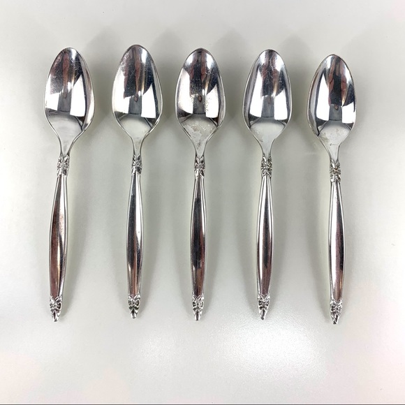 Rogers Bros. IS 1965 Vintage Silver Garland Pattern Demi-Tasse Spoons, Set of 5 - Picture 4 of 11